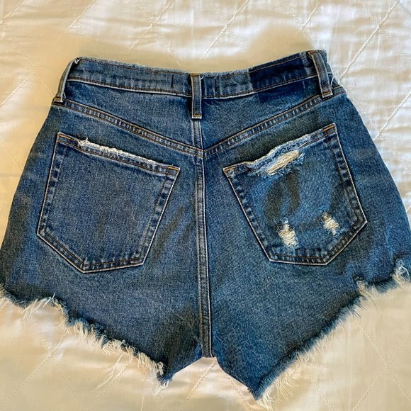 Abercrombie & Fitch High Rise Blue Distressed Mom Short, Curve Love, Sz 27 (4) - Picture 2 of 9